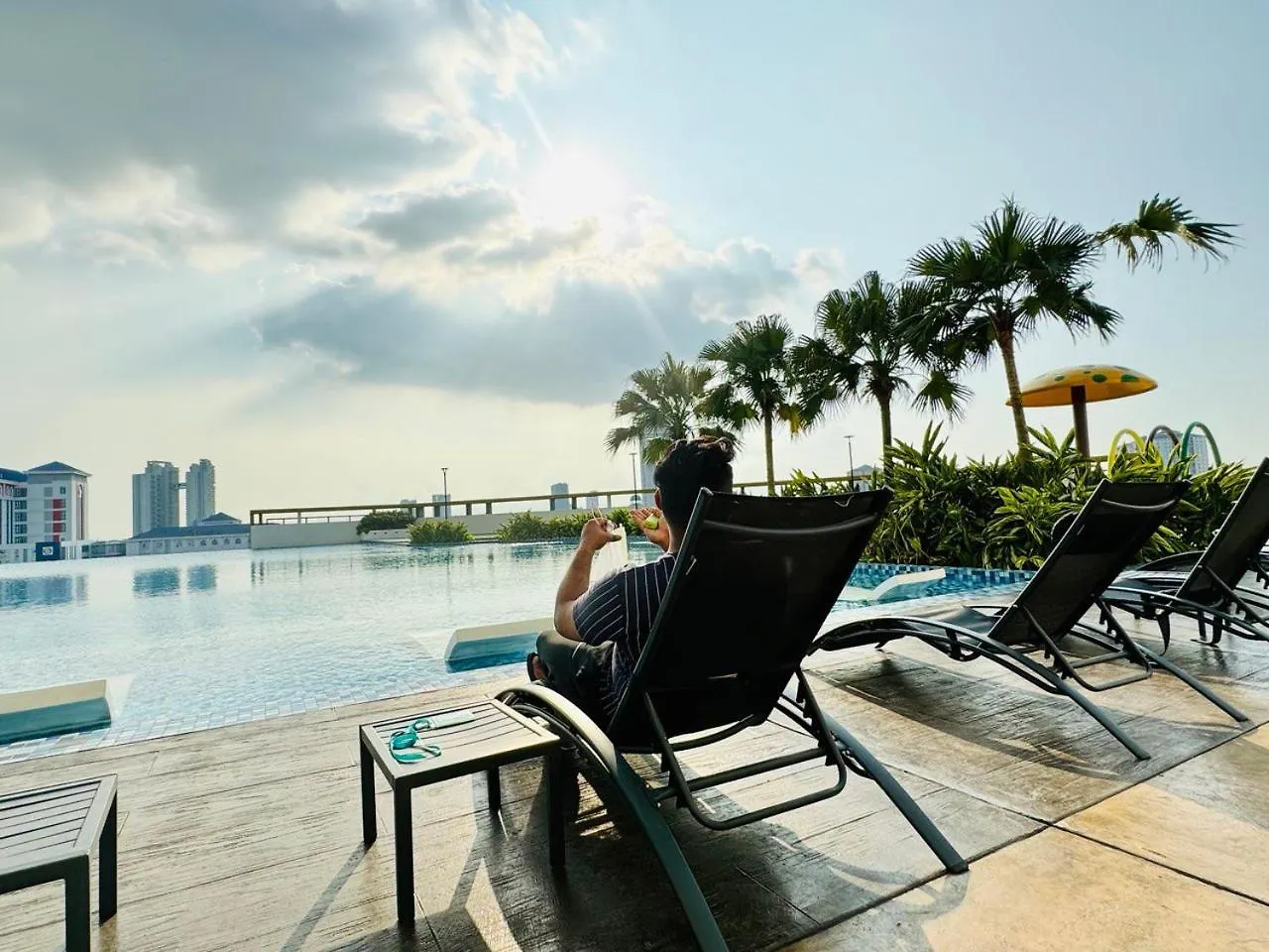 Luxury Family Fun Suites - Infinity Pool, Ps5, Private-Cinema With Balcony M1 Bukit Mertajam