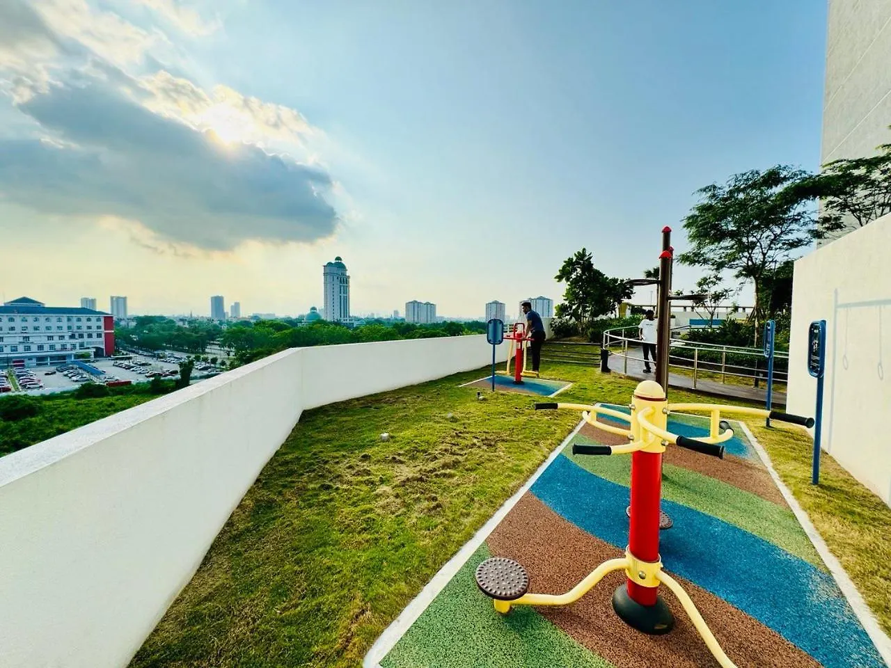 Luxury Family Fun Suites - Infinity Pool, Ps5, Private-Cinema With Balcony M1 Bukit Mertajam